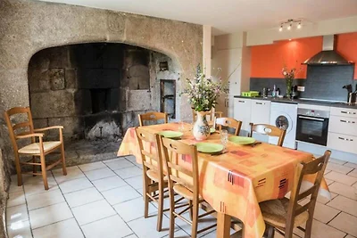 Cottage in Bacon met Wandelpaden dichtbij