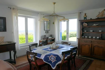 Panorama-Meerblick-Refugium in der Bretagne