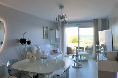 Premium-Ferienwohnung mit Meerblick und Gemei...
