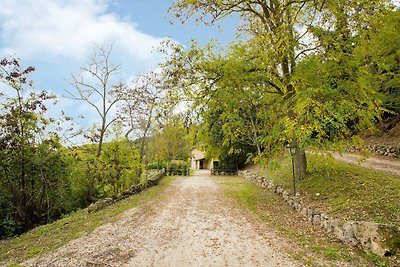 Villa independiente en Sermugnano con piscina