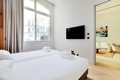Strak appartement - 2BD/ 4P - Champs Élysées