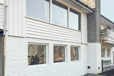 4 Personen Ferienhaus in Haugsvær