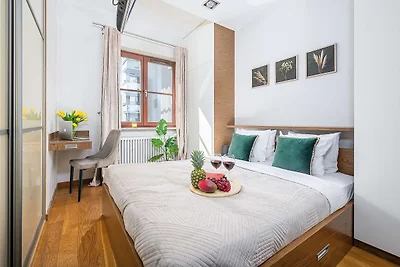 Parkseitige Wohnung mit privater Garage