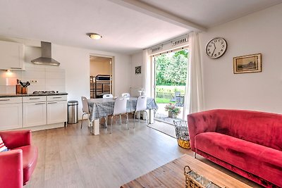 Schönes freies Ferienhaus mit Manage und...