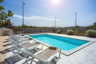 Villa mit privatem Pool