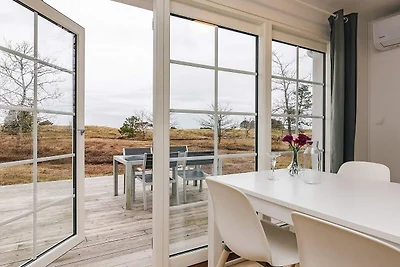 Schickes Küstenferienhaus in Læsø