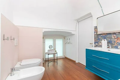 Wohnung in Torino mit Sauna und Balkon