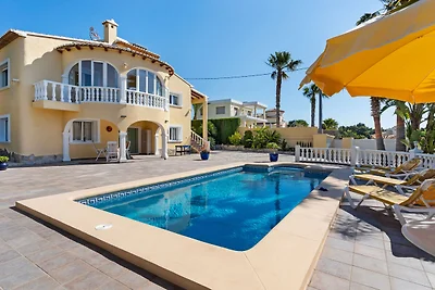 Villa in Calpe nahe Platja de la Fossa