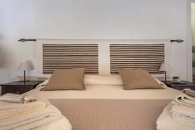 Salomone Apartment 15 with terrace