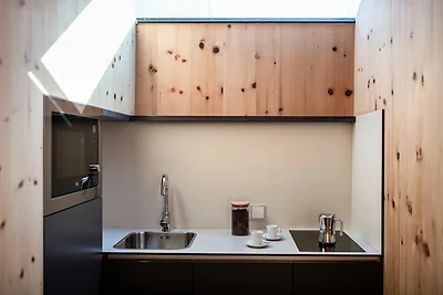 Appartamento moderno e lussuoso con balcone v...