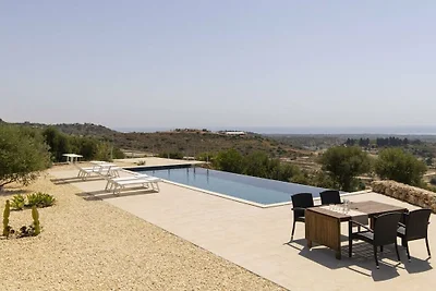 Vakantiehuis in Noto met zwembad