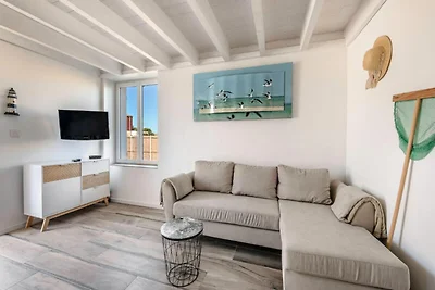 Huis vlakbij La Prée Beach met uitzicht op...