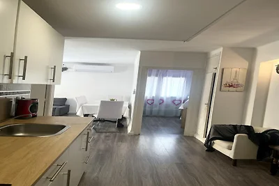 Wohnung in Estartit mit Garten