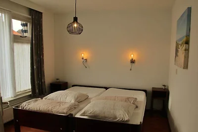 Appartement in Domburg met zwembad