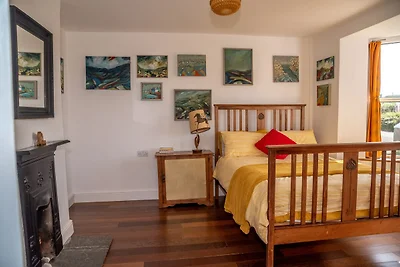Sea-view bungalow in Cornwall, No Deposit