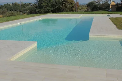 Provinzielle Villa in Cortona mit Pool