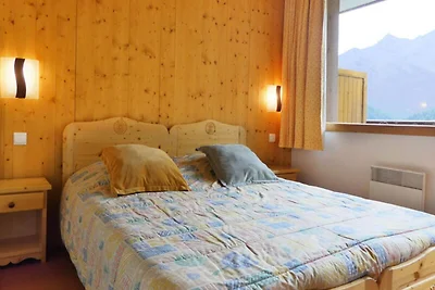 BLICK AUF DIE PISTEN, OBERGESCHOSS - MERIBEL...