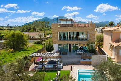 Villa in Alcudia mit Schwimmbecken