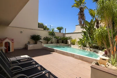 Villa in Muro mit Bergblick und Pool