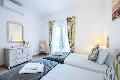 Appartamento a Budens vicino al golf Santo...