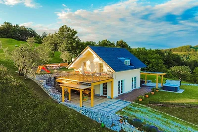 Secluded Escape Hilltop Villa with Hot-Tub - ...