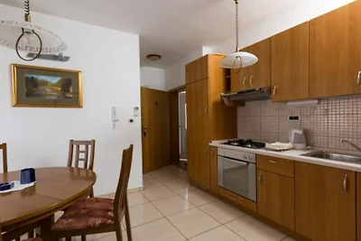 Apartmani Bridić Okrug Donji - Two Bedroom Ap...