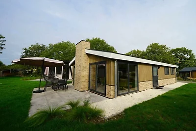 Ferienhaus in Kaatsheuvel mit Terrasse