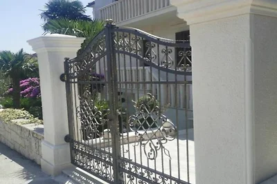 Apartments White House - One Bedroom apartmen...