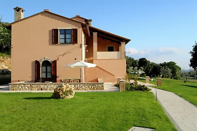 Elegantes Apartment mit pool, 1 Stunde von Ro...