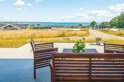 12 Personen Ferienhaus in Sjølund
