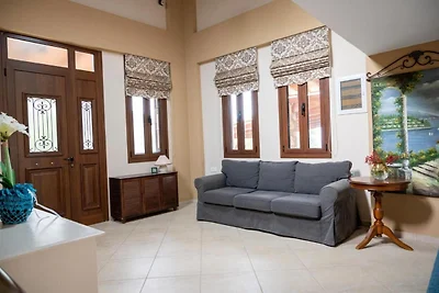 Casa di Ardéchoise con il fascino del passato