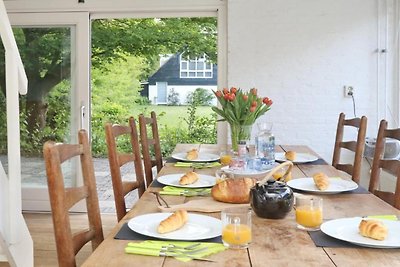 Ferienhaus in Strandnähe in den Dünen