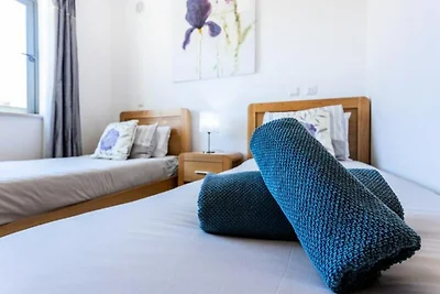 Wohnung in Lagos mit Hafenblick