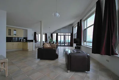 Apartment mit Seeblick und zwei Balkonen