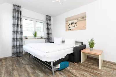 Apt le vacanze con balcone soleggiato a...