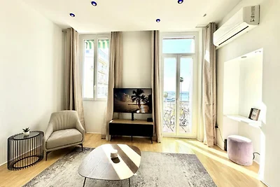 Apartment in Cannes mit Blick auf den Hafen