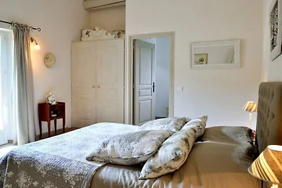Vakantiehuis in Apt met zwembad