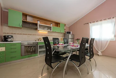 Apartment Kiara mit Pool