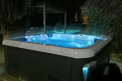 Ferienhaus in Buje mit Schwimmbecken