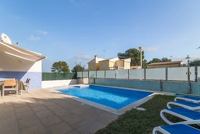 Küstenferienhaus mit privatem Pool