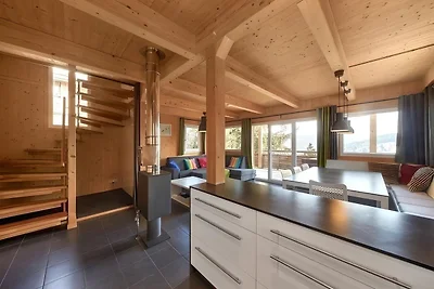 Luxe chalet met binnenjacuzzi