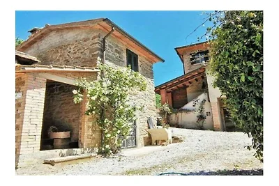 Ferienhaus in Volterrano mit Balkon