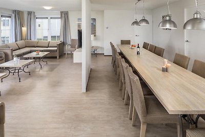 Neu gestaltete Villa mit Sauna in einem Ferie...
