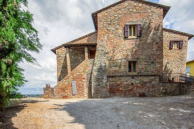 Idyllic Farmhouse in Gambassi Terme-Fi with S...