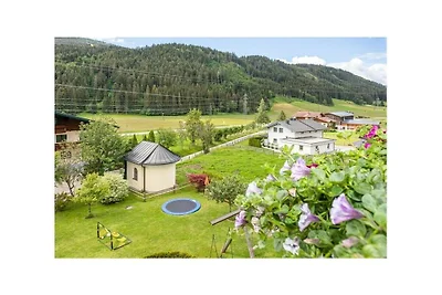 Apartamento en Wagrain con piscina.