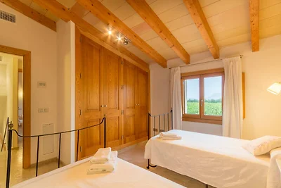 Malerisches Landhaus in Buger