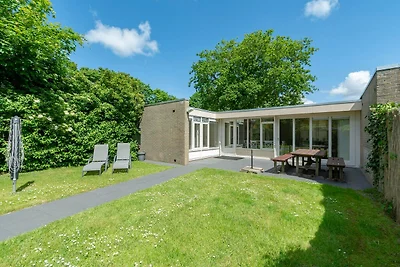 Bungalow in Sint Maartenszee am Strand