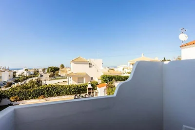 Villa in Galé mit Pool nahe São Lourenço