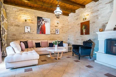 Villa a Rethymno con vista sulla campagna