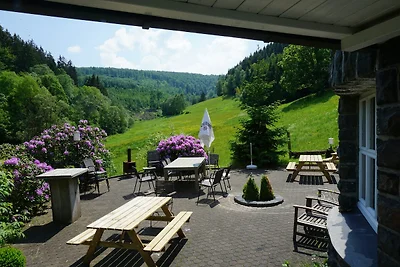 Gruppenvilla mit Waldzugang in Winterberg